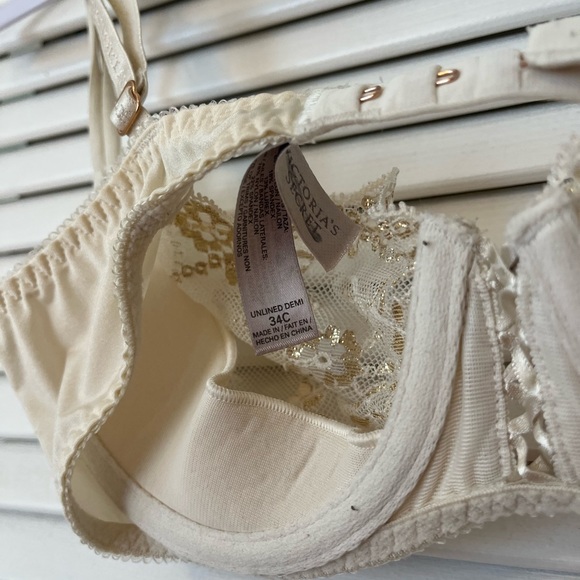 Victorias Secret lace bra - Picture 3 of 4